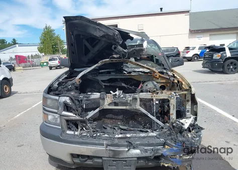 2015 Chevrolet Silverado 1500 Ls z USA, uszkodzony, nr VIN 1GCVKPEH9FZ184690